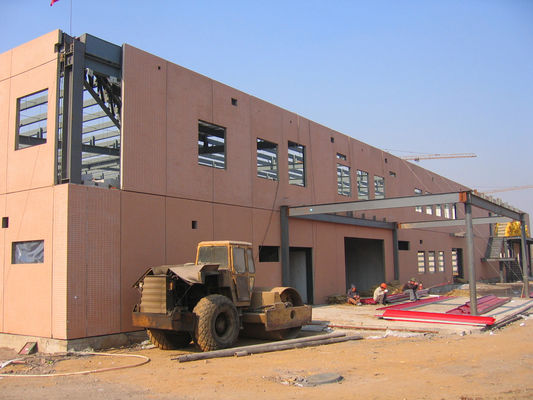 ساخت و ساز ساختمان های فولادی پیش مهندسی شده با پانل عایق جدید