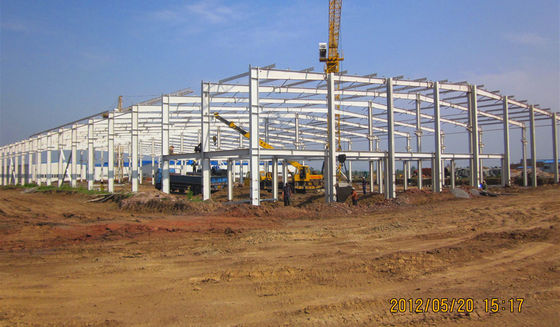 ساخت و سازه های فلزی ساختمان های فلزی ساخته شده با طول بزرگ