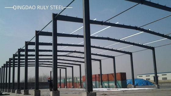 کارگاه ساخت و ساز ساختمانی فولادی