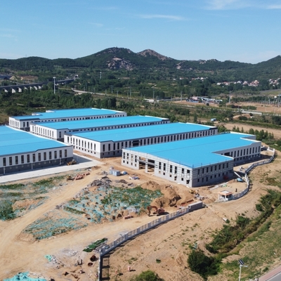 انبار فولادی پیش‌ساخته 200 متر در 150 متر برای کارخانه لجستیک