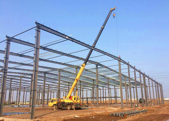 Q235B Q355B چارچوب ساختمانی فولادی PEB برای کارگاه انبار
