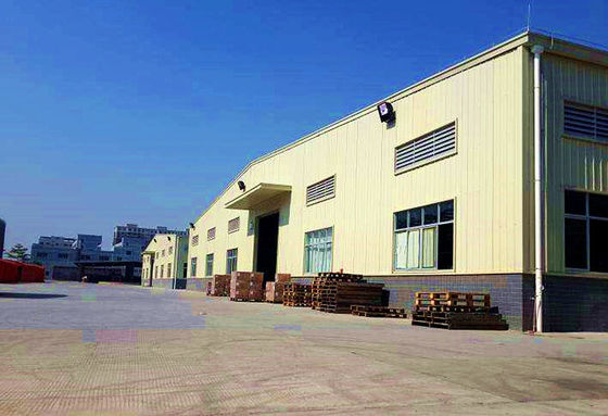 کارگاه ساخت و ساز ساختمانی فولادی